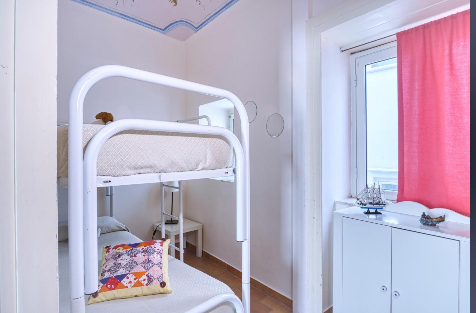 Porto Salvo Apartments - By Vacation Service เชฟาลู ห้อง รูปภาพ